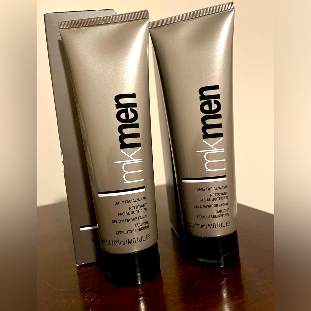 mkmen Daily Facial Wash 4.5 fl oz, sold as a pair